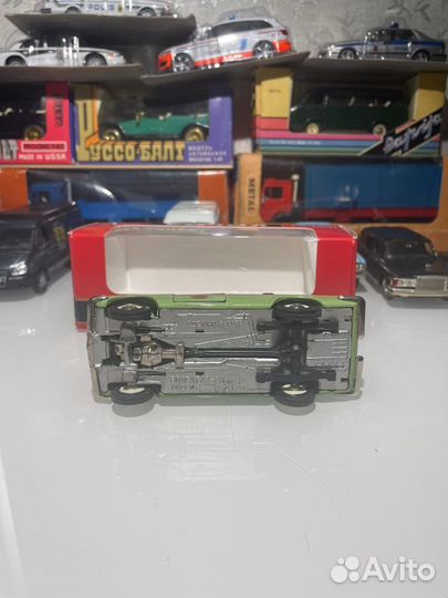 Модели автомобилей СССР 1 43 Волга 2402