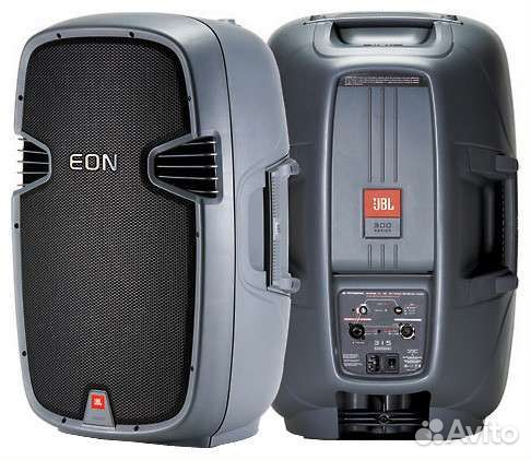 Dj с аппаратурой