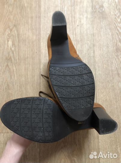 Новые Ботинки 100 кожа нубук