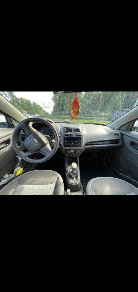 Chevrolet Cobalt: фото владельца