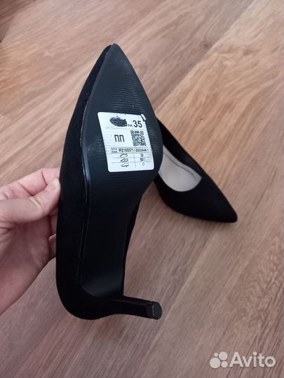 Туфли женские 35 размер черные