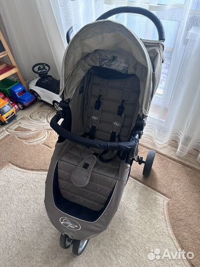 Прогулочная коляска baby jogger city mini