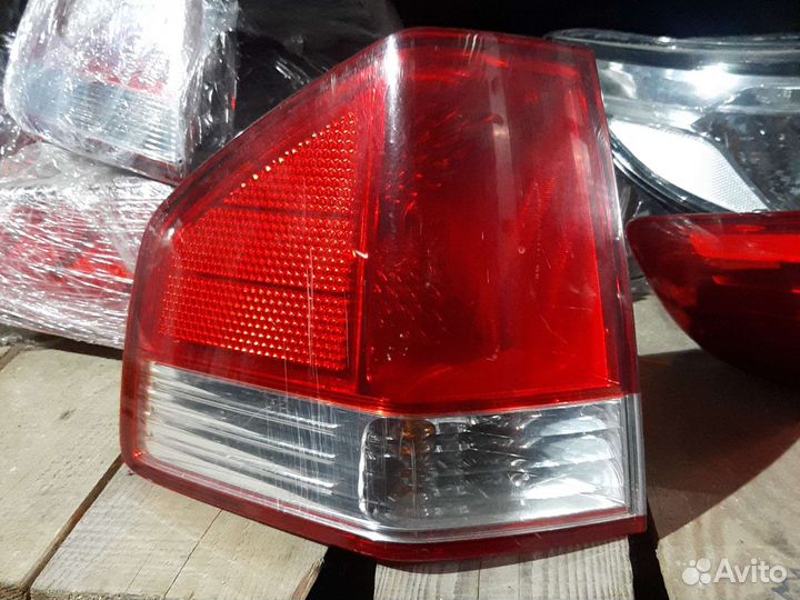 Задний левый фонарь Kia Mohave
