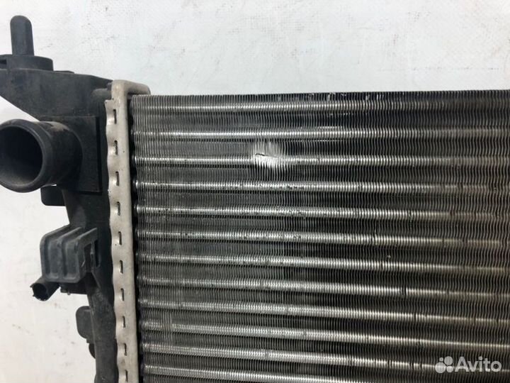 Радиатор охлаждения двигателя Opel Corsa D Рестайл