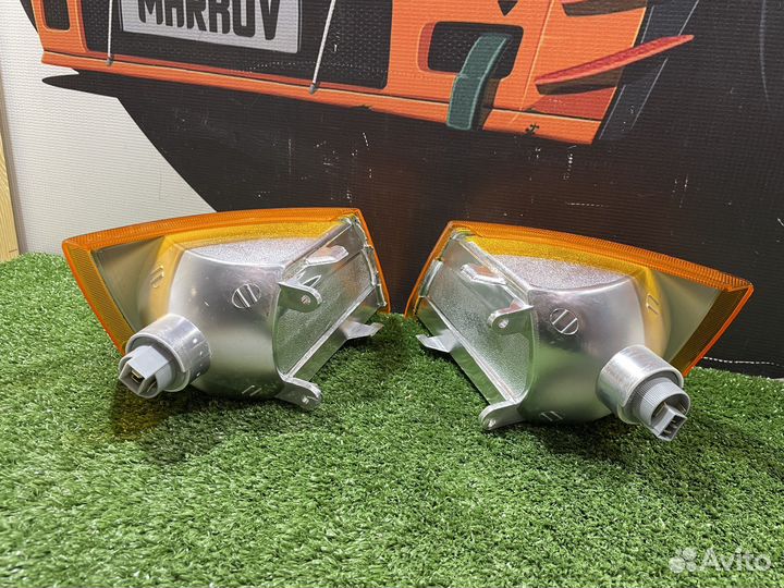 Оранжевые поворотники Ваз 2110-2112