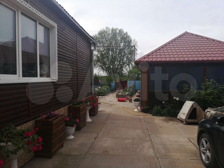 Дом 102 м² на участке 6 сот.