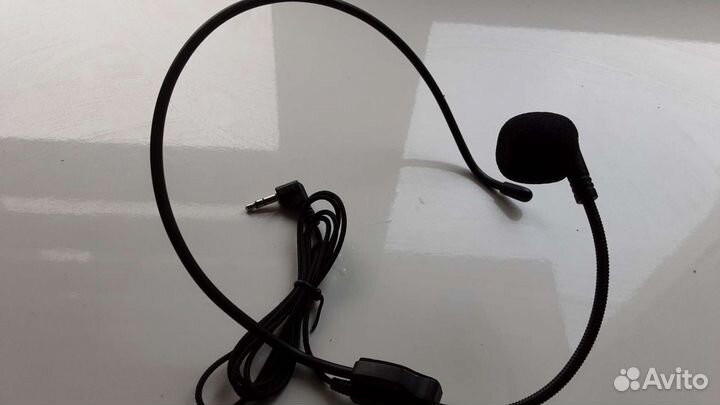 Микрофон с фиксатором