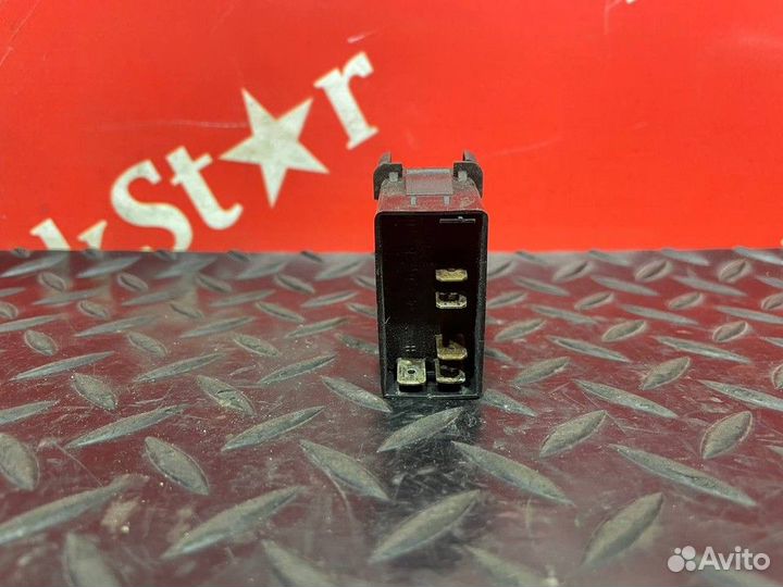 Кнопка блокировки дифференциала