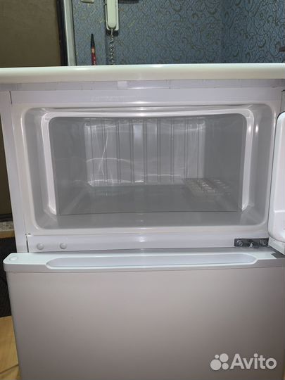 Холодильник маленький