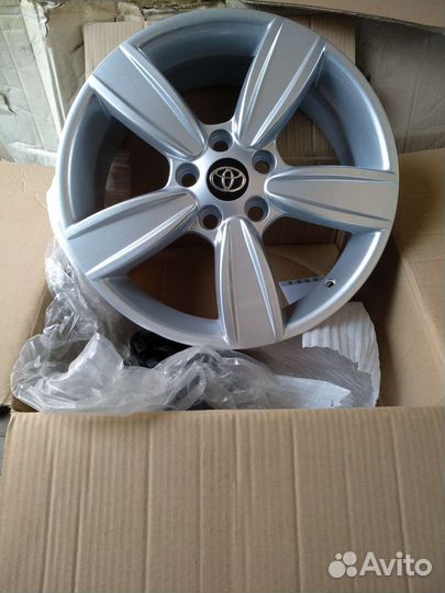 Новые диски Тойота/Лексус r-17 (5x114,3) 4 шт
