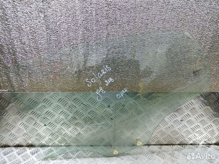 Стекло двери Hyundai Solaris седан 2011