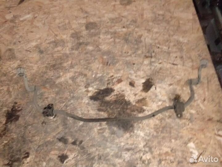 Стабилизатор задний Nissan Qashqai J11