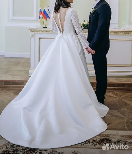 Свадебное платье
