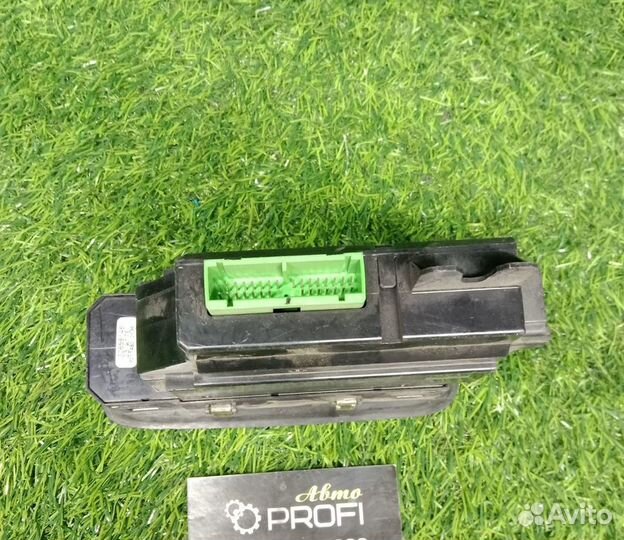 В наличии:Кнопка стеклоподъемника Volvo S60