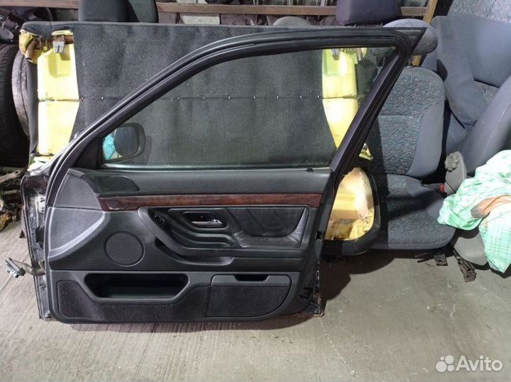 Дверь передняя правая Bmw 7 E38