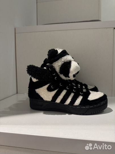 Adidas jeremy scott panda