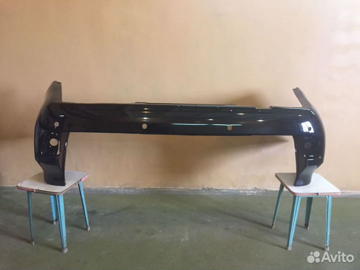 Бампера Тойота Лэндкрузер 200 2010гв