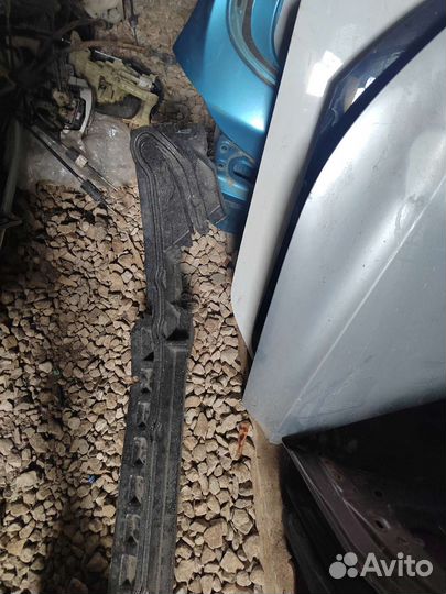 Абсорбер переднего бампера Mercedes-Benz E213