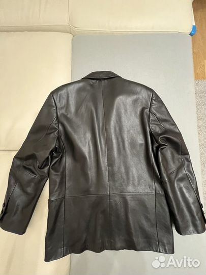 Кожаный пиджак мужской cacharel 52 р