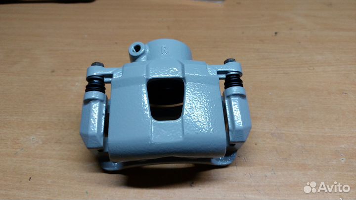 Суппорт передний правый Lacetti