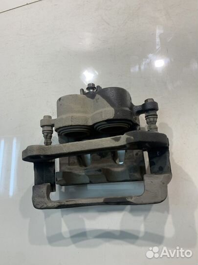 Тормозной суппорт (передний, правый) (Kia Mohave)