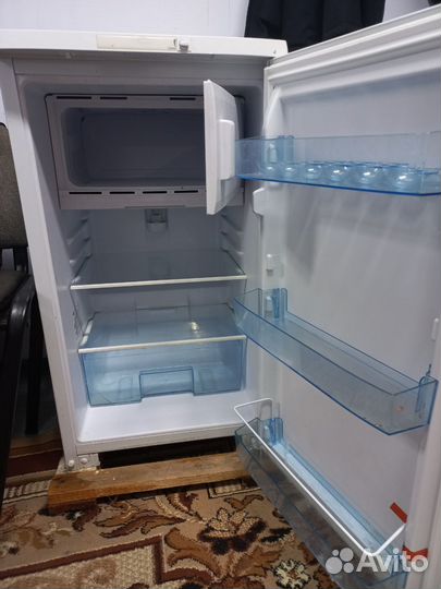 Холодильник Бирюса