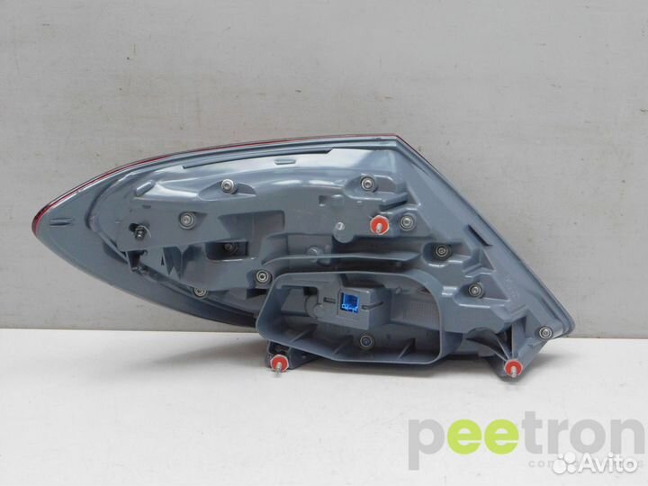 Б/У Б/У Фонарь задний правый новая A2139067800