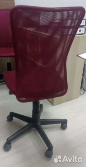 Компьютерное кресло
