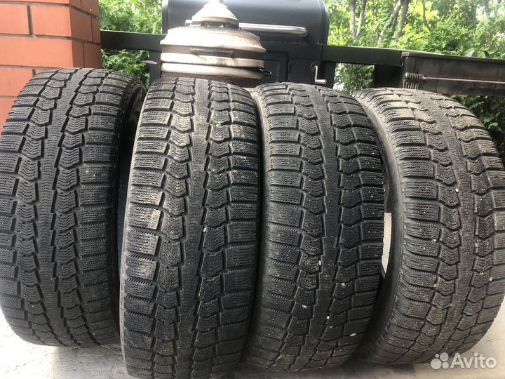 Pirelli Ice 205/55 R16