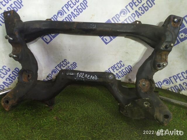 Подрамник передний Mercedes-Benz W211 седан 2.2