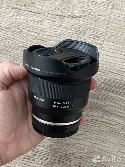 Объектив tamron 24mm sony e
