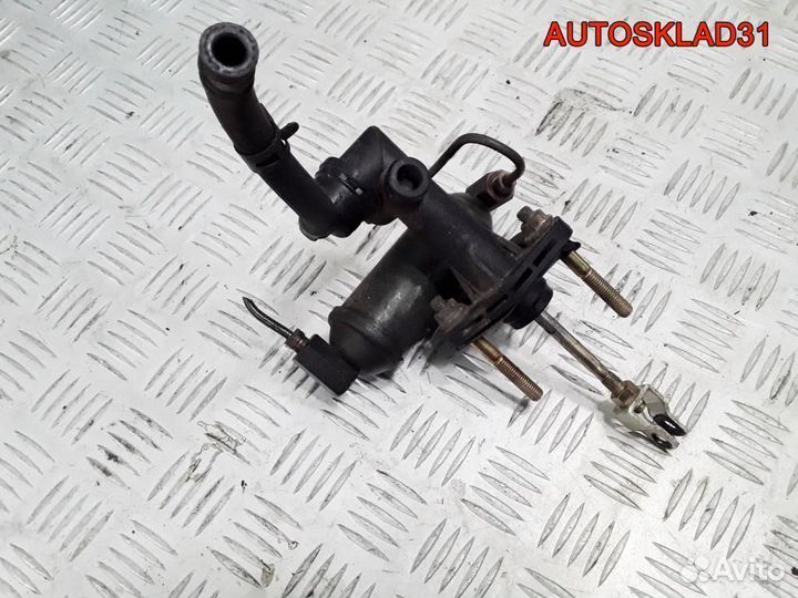 Цилиндр сцепления главный Kia Sorento 416103E000