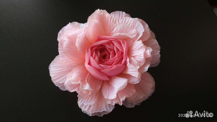 Две броши из шёлка пионы аксессуары