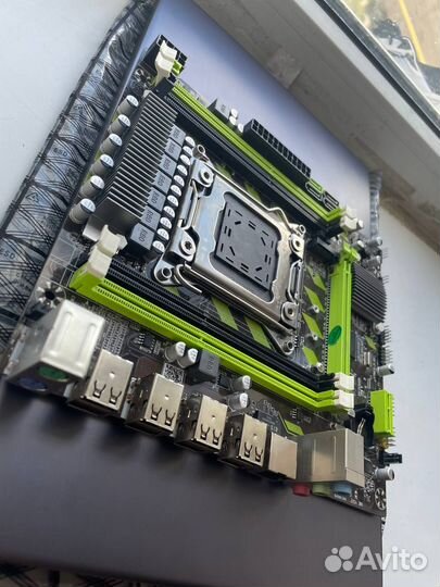 Продам рабочую материнскую плату x79