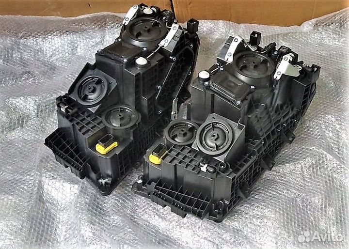 Фара Scania 6 серия правая №2655843