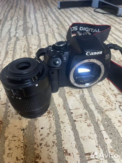 Фотоаппарат Canon EOS 650D