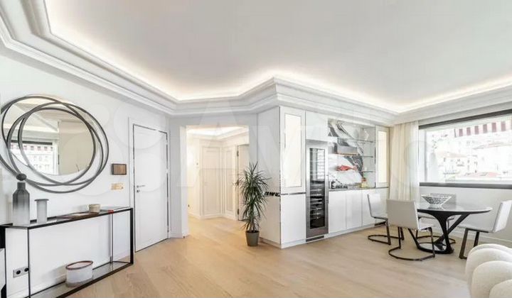 1-к. квартира, 88 м², 11/12 эт.