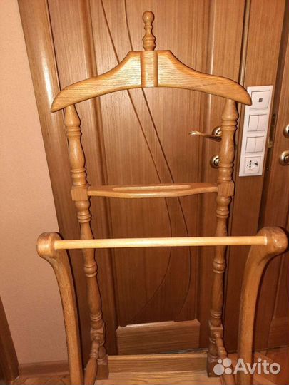 Вешалка напольная деревянная под пиджак/брюки