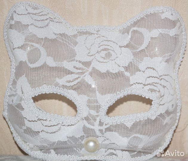 Маска маскарадная