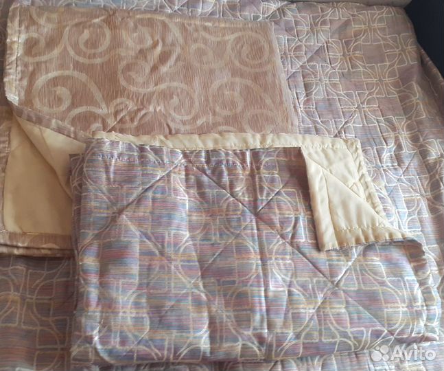 Полотенца, простыни, наволочки, покрывала, одеяла