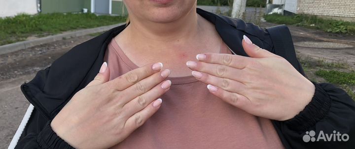 Наращивание ногтей на дому