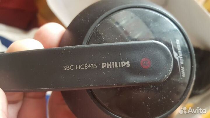 Беспроводные наушники Philips SBC HC8435