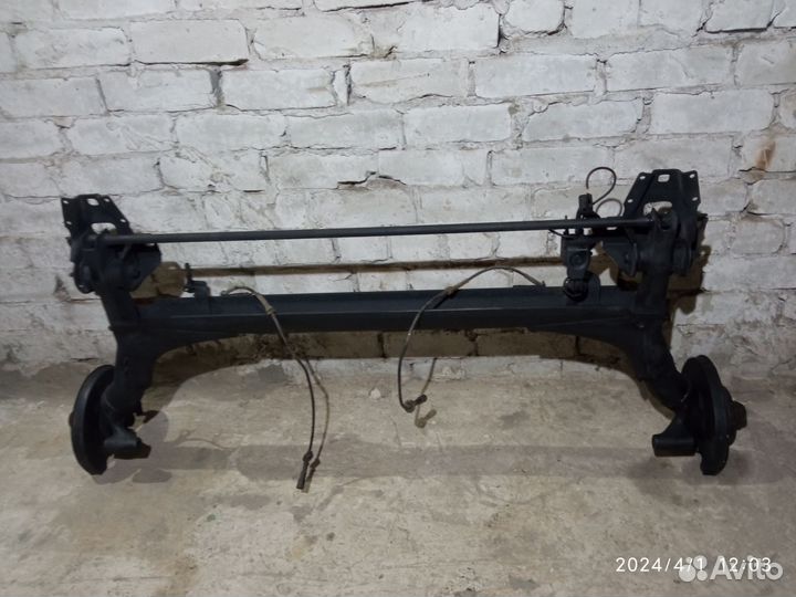 Задняя балка audi 80 b4