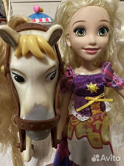 Кукла Рапунцель и Максимус Disney HLW23