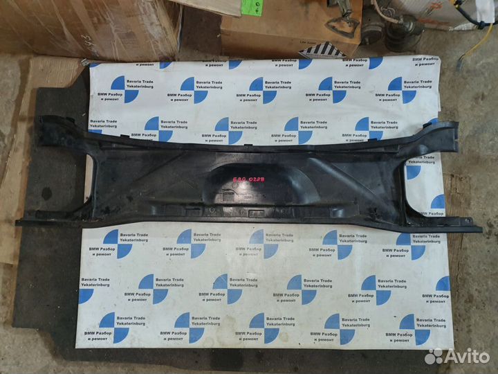 Корпус микрофильтра нижняя часть BMW e90