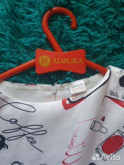 Нарядное платье для девочки фирмы Алолика