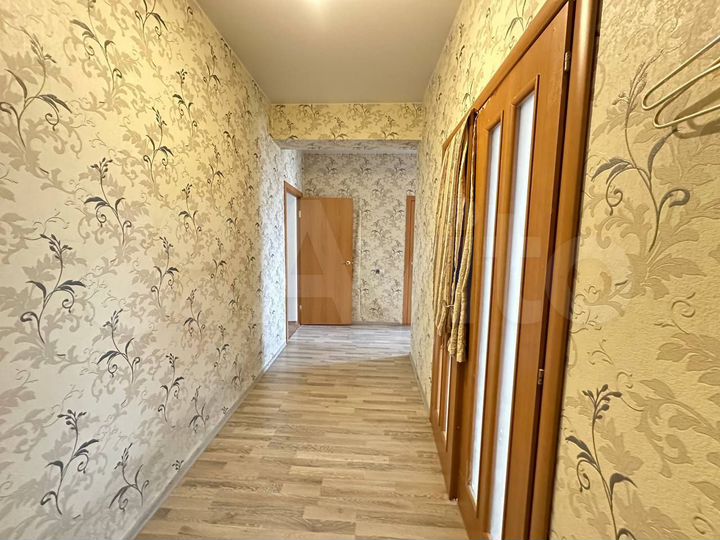 2-к. квартира, 56 м², 4/4 эт.