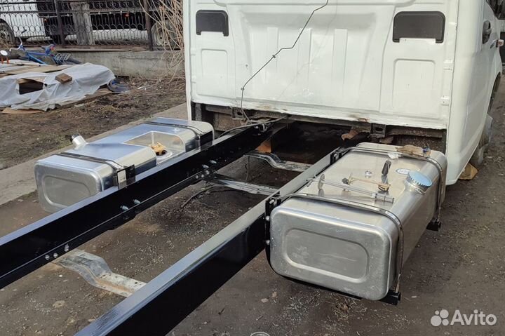 Универсальный алюминиевый бензобак на 160 литров