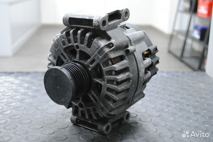 Генератор Mercedes Benz Sprinter 2.1 CDi б/у