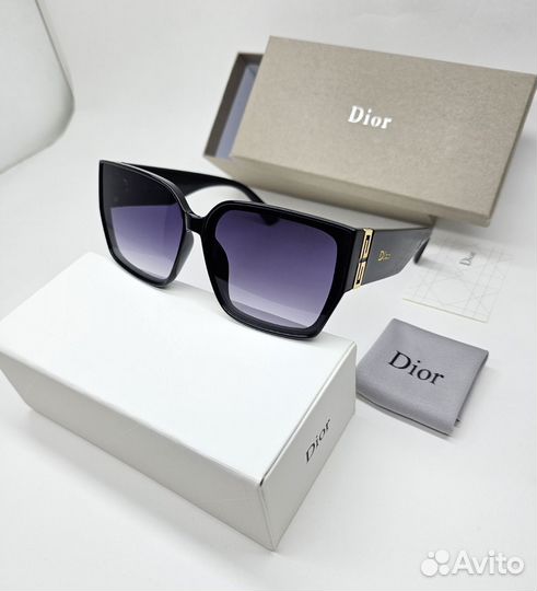 Солнцезащитные очки женские dior